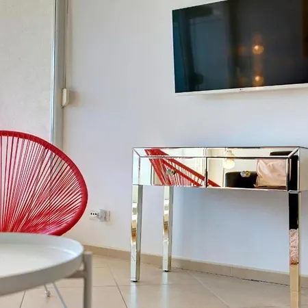 Appartement One-bedroom With Balcony And Sea View Supreme *
