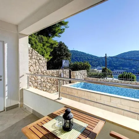 One-bedroom With Balcony And Sea View Supreme Dubrovnik
