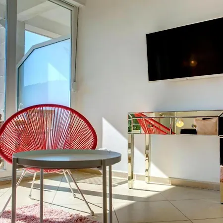 Apartman One-bedroom With Balcony And Sea View Supreme