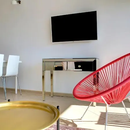 Apartman One-bedroom With Balcony And Sea View Supreme *