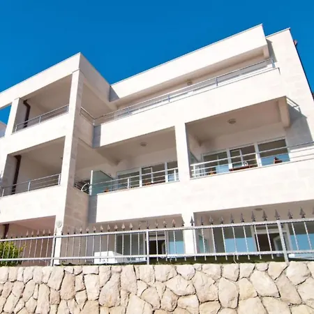 Daire One-bedroom With Balcony And Sea View Supreme Dubrovnik